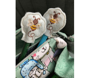 Stickdatei - ITH Stifteaufsatz Monster